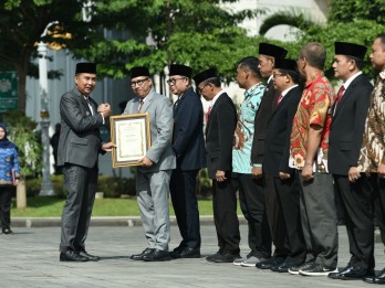 Hari Kesehatan Nasional: Bey Imbau ASN Jabar Olahraga 30 Menit Sehari