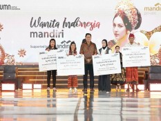 Dukung Industri Kreatif, Bank Mandiri Dorong Tenun Tradisional Go Global