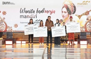 Dukung Industri Kreatif, Bank Mandiri Dorong Tenun Tradisional Go Global