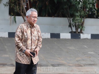 Mendiktisaintek: Penangguhan Gelar Doktoral Bahlil Lahadalia Urusan UI