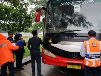 1.090 Bus Pariwisata Tak Laik Jalan Melintas di Jabar, Sekda Herman Desak Uji KIR