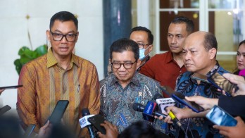 Plus Minus Wacana Konsolidasi PLN dengan Danantara