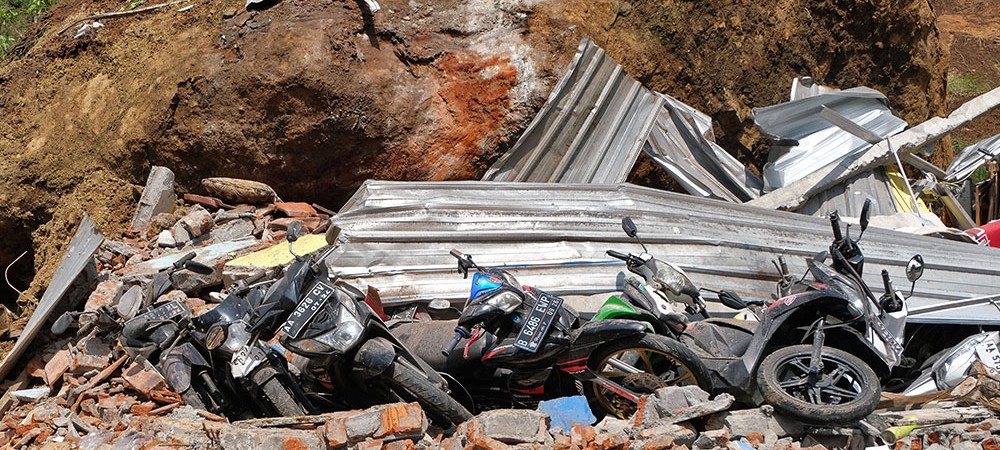 Bencana Tanah Longsor Di Purworejo