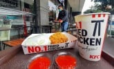 Jurus Restoran KFC (FAST) Bertahan Kala Dilanda Rugi Ratusan Miliar