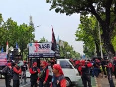 Penetapan UMP 2025 Molor, Apindo Blak-blakan Dampak ke Dunia Usaha