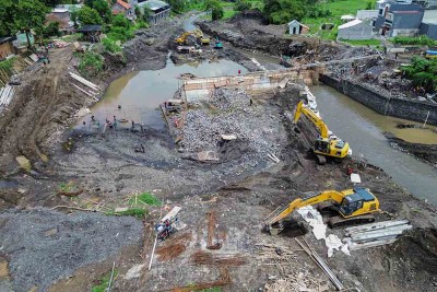 Perbaikan Dam Gambiran Yang Rusak Diterjang Banjir