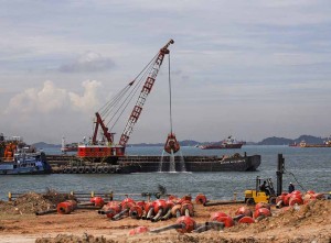 Persiapan Pemindahan Dermaga Kapal Pelni