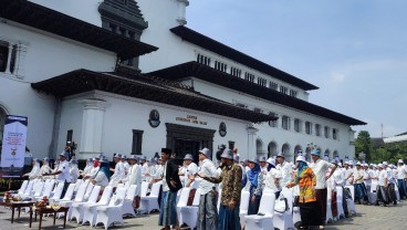 Pecah! 41.000 ASN Pakai Sarung Majalaya, Pemprov Jabar Sabet Rekor MURI