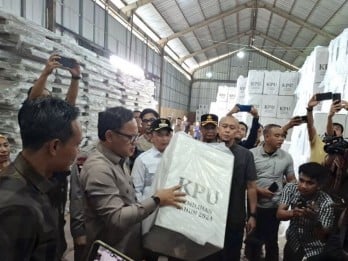 Jokowi Hadiri Kampanye Pamungkas Luthfi-Yasin di Semarang, Ini Pesannya