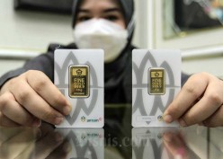 Harga Emas 24 Karat Antam Hari Ini Turun ke Level Rp1,53 Juta per Gram