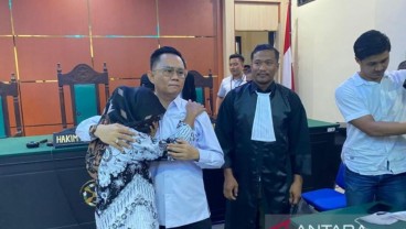 Tepat di Hari Guru, Supriyani Akhirnya Divonis Bebas oleh Majelis Hakim