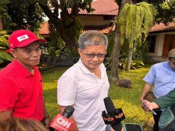 Rocky Gerung Temui Pramono, Beri Dukungan Moral Jelang Pilkada