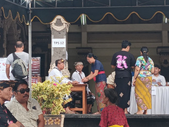 Pilkada Bali 2024: TPS Lokasi Cagub De Gadjah Mulai Didatangi Warga