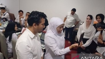 Jokowi Beri Ucapan Selamat ke Khofifah atas Hasil Pilkada 2024