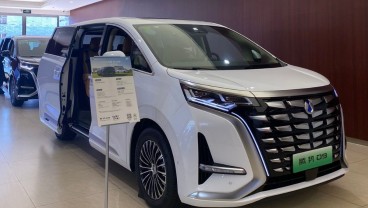 BYD Rilis MPV Listrik Mewah Denza D9 2025, Jadi Pesaing Berat Alphard?