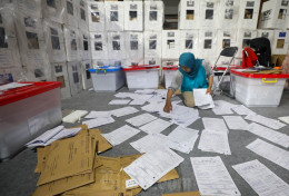 Hasil Pilkada 2024: Kotak Kosong Tumbangkan Petahana, Ini Daftar Lengkapnya!