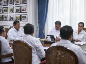 Presiden Prabowo Subianto mengumumkan kenaikan rata-rata upah minimum nasional sebesar 6,5 persen untuk tahun 2025.