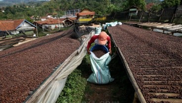 UMP Naik 6,5%, Buruh Curhat Gaji hanya Bertambah Rp1.000 per Tahun