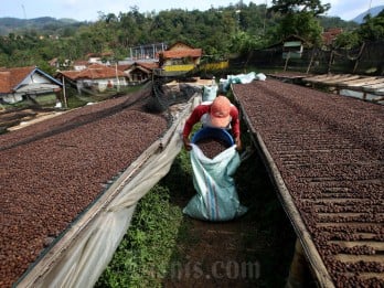 Buruh Curhat Kenaikan Gaji Pekerja Lama Cuma Rp1.000 Setahun