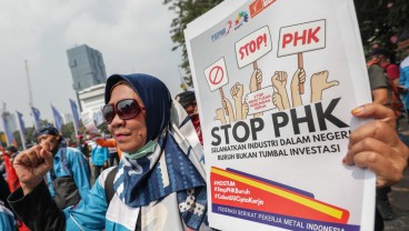 UMP 2025 Naik 6,5%: Ancaman PHK Massal & Pengusaha Nilai Tak Ideal