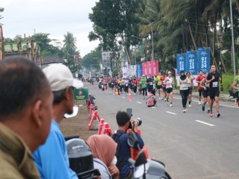 10.500 Pelari Meriahkan Bank Jateng Borobudur Marathon 2024