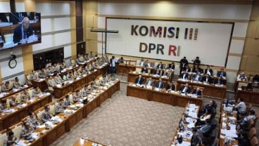 Alasan 7 Fraksi DPR Kompak Tolak Ide PDIP soal Polri di Bawah Kemendagri