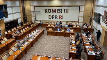 Komisi III DPR Bakal Kaji Ulang Aturan Penggunaan Senpi Imbas 2 Kasus Polisi Main Tembak