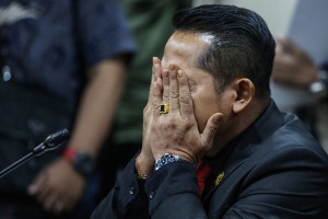 Sidang Pelanggaran Etik Anggota DPR Yulius Setiarto