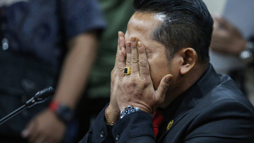 Sidang Pelanggaran Etik Anggota DPR Yulius Setiarto