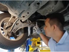 Tips Servis Kaki-kaki Mobil yang Bunyi Saat Dikendarai