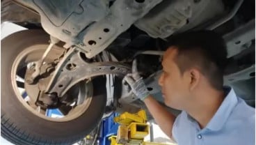 Tips Servis Kaki-kaki Mobil yang Bunyi Saat Dikendarai