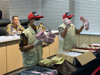 KPK Sita Bukti Uang Rp6,8 Miliar Saat OTT Eks Pj. Walikota Pekanbaru