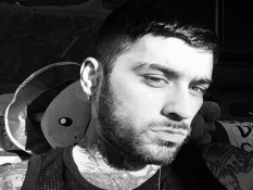 Zayn Malik Batalkan Konser di Newcastle Beberapa Menit Sebelum Pertunjukan Dimulai