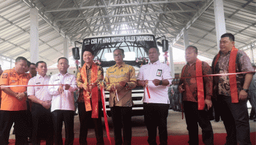 Hino Serahkan Truk Hino500 Series untuk Dukung Pendidikan Vokasi di SMKN 1 Belitang III