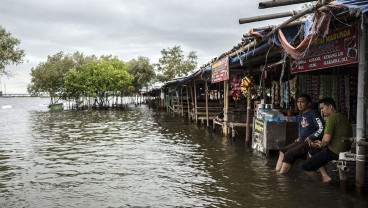 Banjir Rob Pantai Marunda Jakarta
