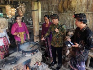 Lokakarya konservasi ekosistem hutan untuk mendukung Kementerian Kehutanan dalam upaya pelestarian hutan melalui pendekatan pariwisata berbasis budaya.