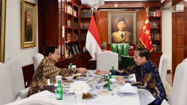 Satu Jam Berbicang, Prabowo Jamu Jokowi dengan Ayam Goreng di Kertanegara