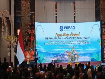 Menko Yusril Sebut Investasi Butuh Kepastian Hukum