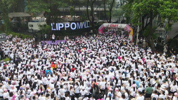 Merayakan Ulang Tahun Hello Kitty Dalam Suasana Natal di Lippo Mall Puri