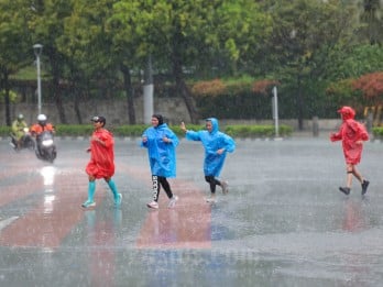 Hati-Hati, BMKG Prakirakan Hujan Disertai Petir di Jakarta, Yogyakarta, Serang Hari Ini