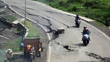Pergerakan Tanah di Sukabumi Akibatkan Kerusakan di Sejumlah Jalan