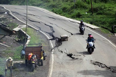 Pergerakan Tanah di Sukabumi Akibatkan Kerusakan di Sejumlah Jalan