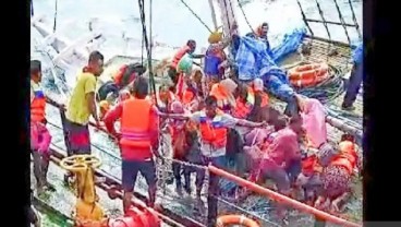 Kapal Tenggelam di Perairan Madura-Situbondo 49 Orang Selamat, 1 Dinyatakan Hilang