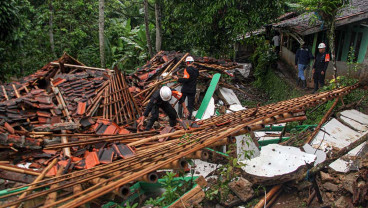 Puluhan Rumah di Sukabumi Rusak Akibat Bencana Pergerakan Tanah