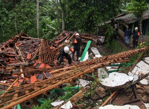 Puluhan Rumah di Sukabumi Rusak Akibat Bencana Pergerakan Tanah