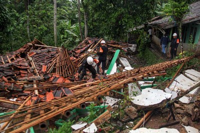 Puluhan Rumah di Sukabumi Rusak Akibat Bencana Pergerakan Tanah