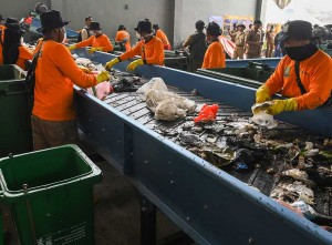 Pemerintah Kota Tangerang Operasikan Mesin Pengolah Sampah Berbasis Teknologi RDF