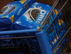 Produsen Biskuit Oreo Berencana Akusisi Perusahaan Cokelat Hershey