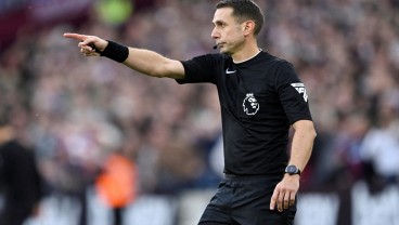 David Coote Wasit Liga Inggris yang Hina Jurgen Klopp Resmi Dipecat