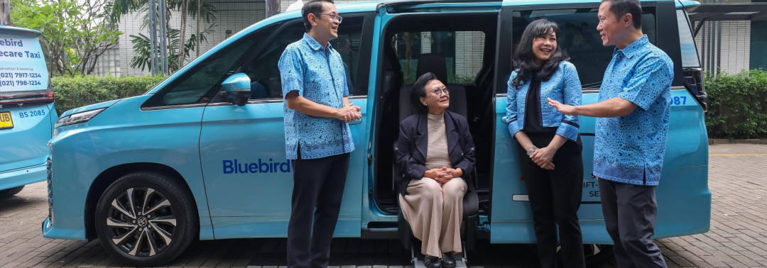 Emiten transportasi darat seperti Blue Bird (BIRD) hingga Adi Sarana Armada (ASSA) diproyeksikan meraih sentimen positif dari libur Natal dan Tahun Baru (Nataru). / Bisnis-Himawan L Nugraha